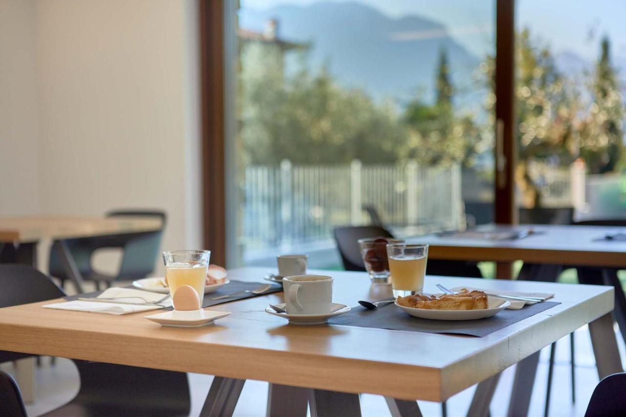 Agriturismo De Bas Riva del Garda Bagian luar foto